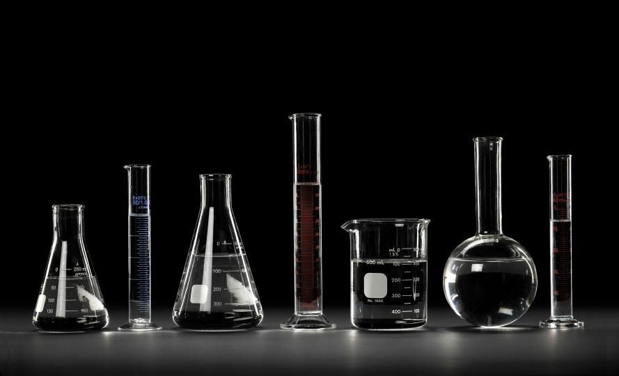 Res_4006035_experiment_lab_equipment_beaker